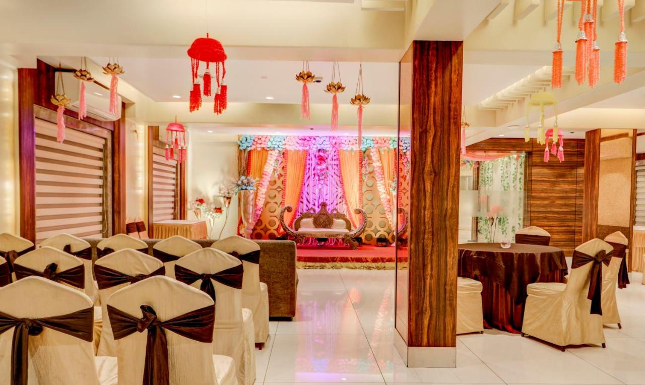 Treebo Radhe Palace Calcutta Eksteriør billede